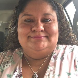 Meet your Posher, Gabriela